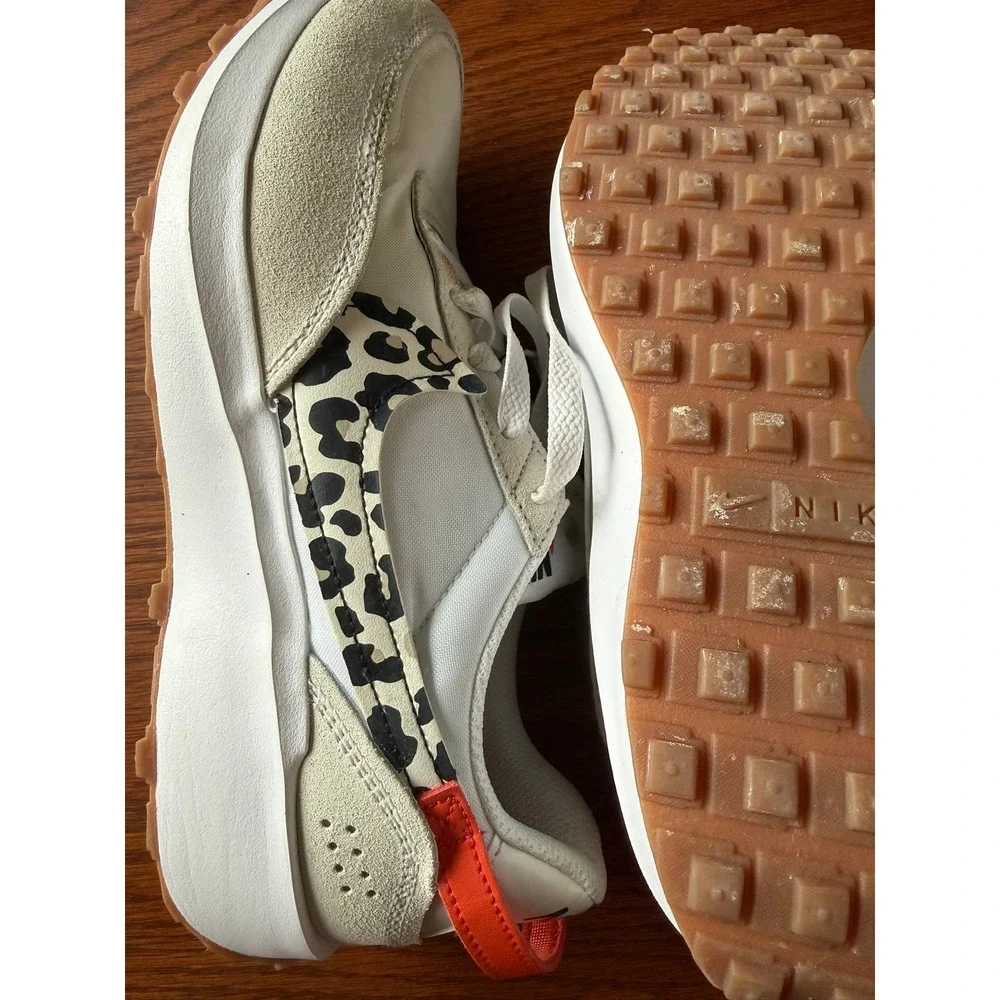 Nike waffle debut